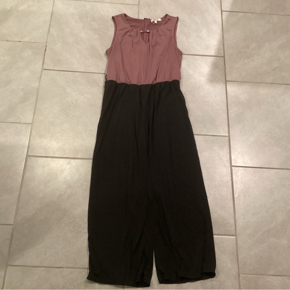 Elegant Two-Tone Jumpsuit